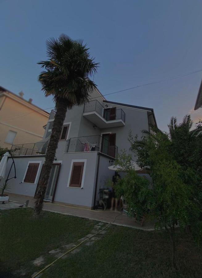 Dimora Il Campanile Bed & Breakfast Chieti Bagian luar foto